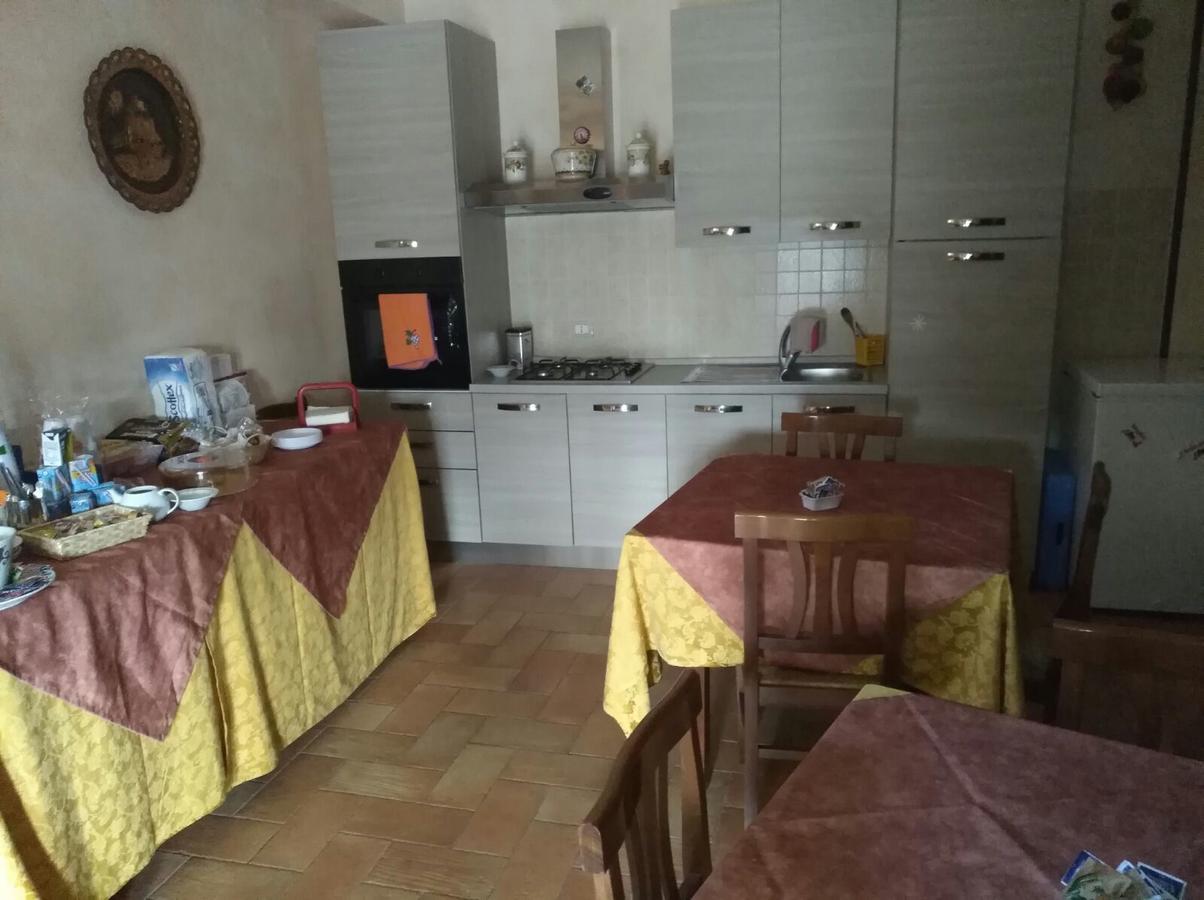 Le Stanze Di Bacco Villa Cagnano Amiterno Exterior foto